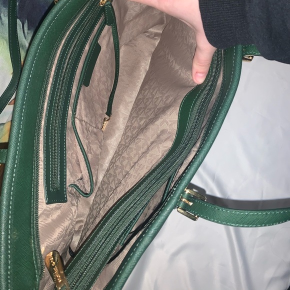 Michael Kors Large Tote - Picture 3 of 4